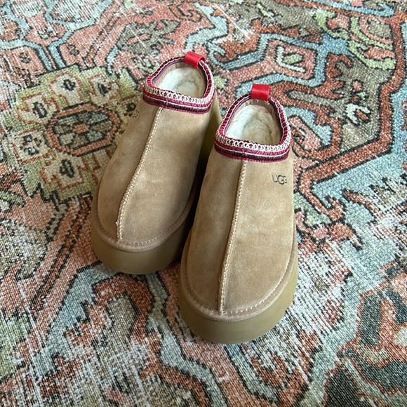 UGG Tazz Platform Slippers Size 9 NEW!! - Picture 9 of 12